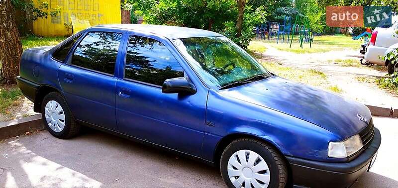 Седан Opel Vectra 1991 в Харькове фото 2 Седан Opel Vectra 1991 в Харькове