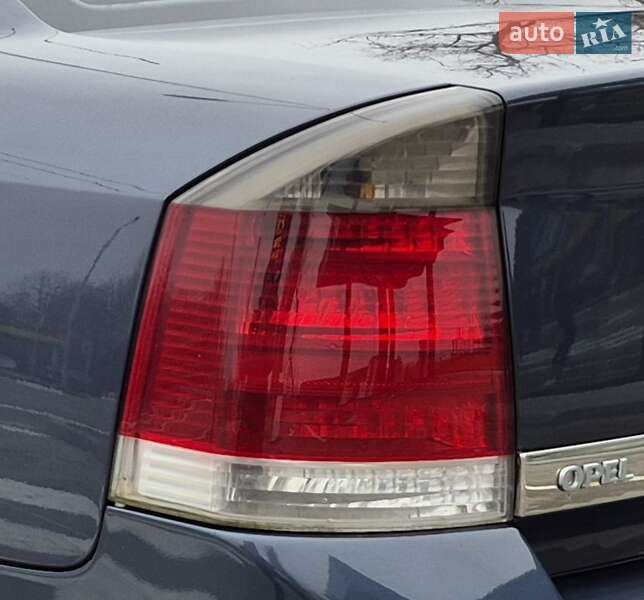 Седан Opel Vectra 2007 в Киеве