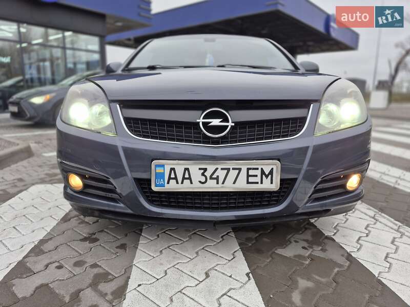 Седан Opel Vectra 2007 в Киеве