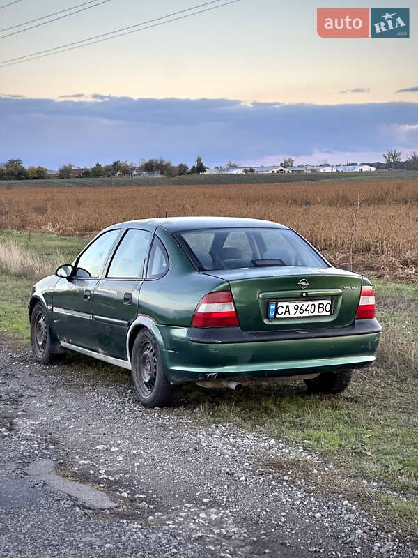 Седан Opel Vectra 1997 в Черкассах