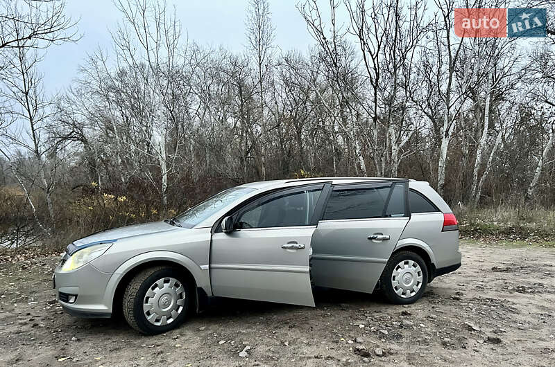 Універсал Opel Vectra 2007 в Дніпрі