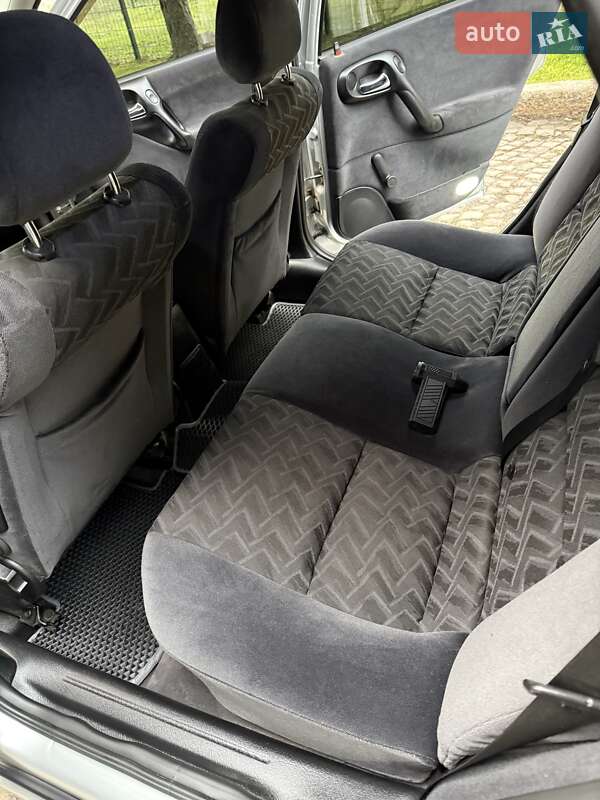 Ліфтбек Opel Vectra 2000 в Кропивницькому