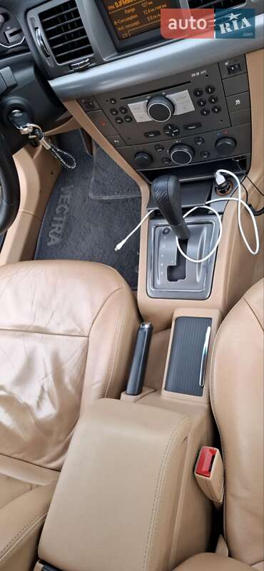 Седан Opel Vectra 2008 в Києві фото 11 Седан Opel Vectra 2008 в Києві