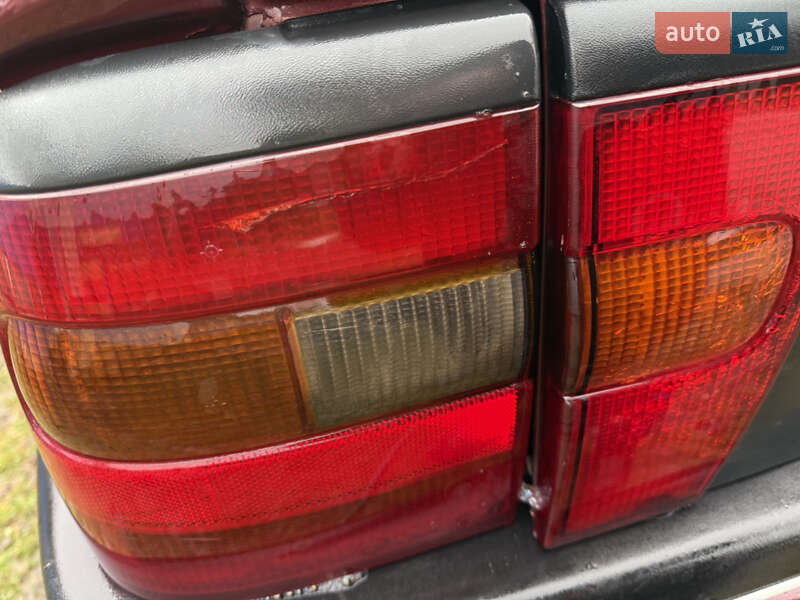 Седан Opel Vectra 1991 в Черном Острове