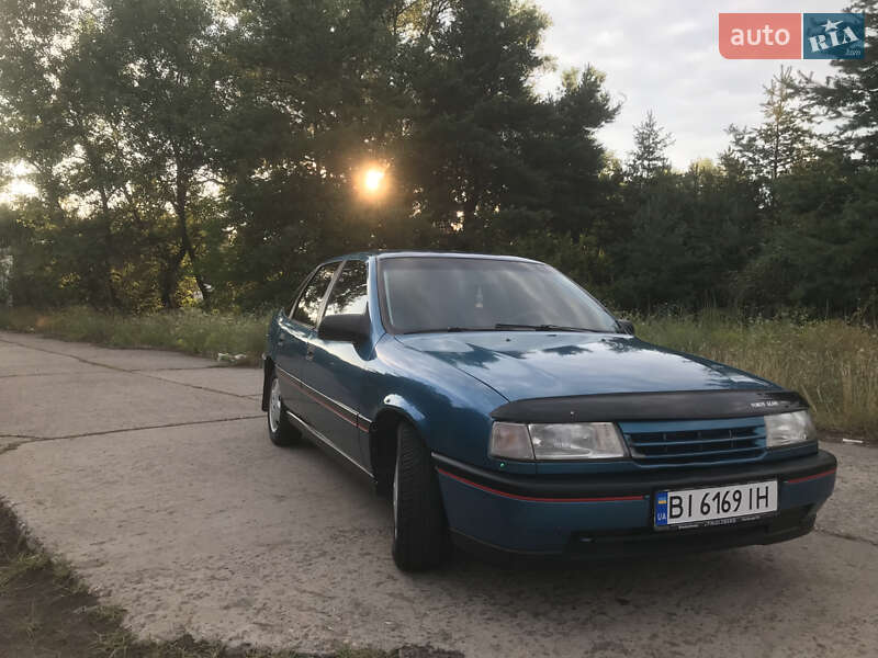 Ліфтбек Opel Vectra 1992 в Горішніх Плавнях