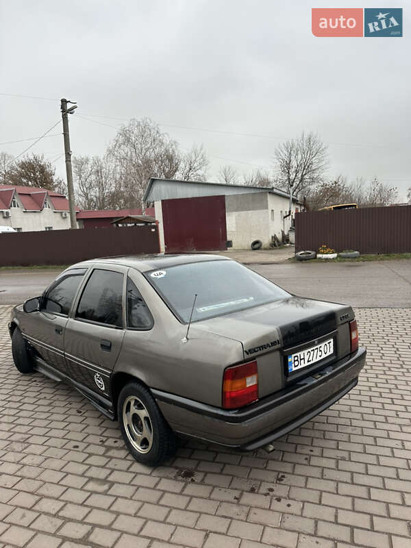 Седан Opel Vectra 1992 в Барышевке фото 3 Седан Opel Vectra 1992 в Барышевке