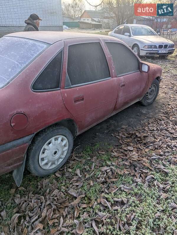 Седан Opel Vectra 1994 в Остер