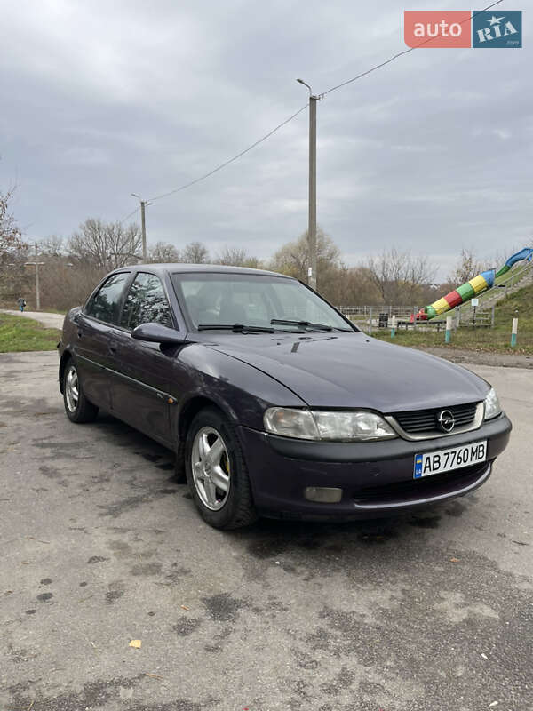 Седан Opel Vectra 1997 в Вінниці фото 3 Седан Opel Vectra 1997 в Вінниці