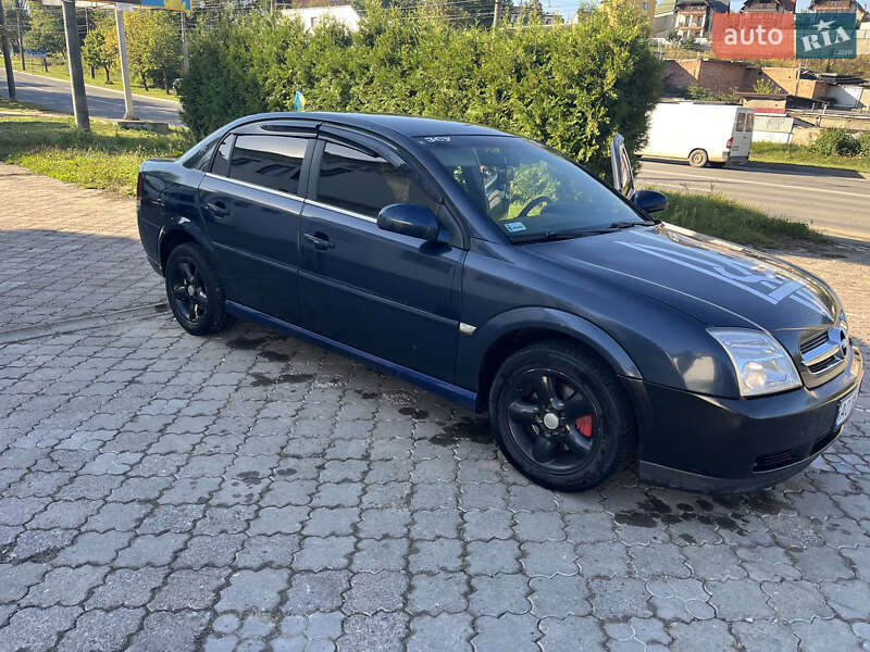 Седан Opel Vectra 2002 в Чернівцях