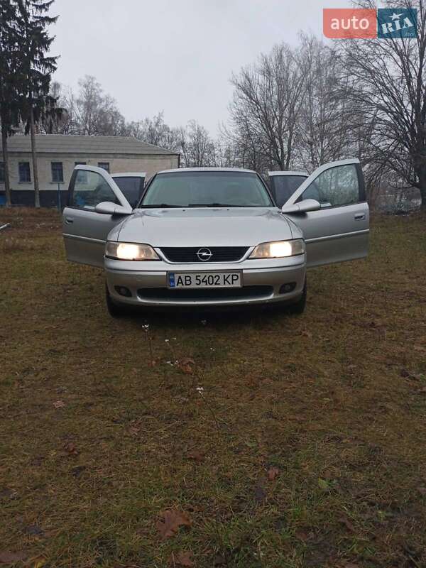 Седан Opel Vectra 1999 в Погребище фото Седан Opel Vectra 1999 в Погребище