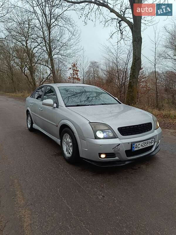 Лифтбек Opel Vectra 2003 в Голобах фото Лифтбек Opel Vectra 2003 в Голобах