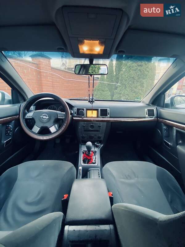 Универсал Opel Vectra 2004 в Ивано-Франковске фото 12 Универсал Opel Vectra 2004 в Ивано-Франковске