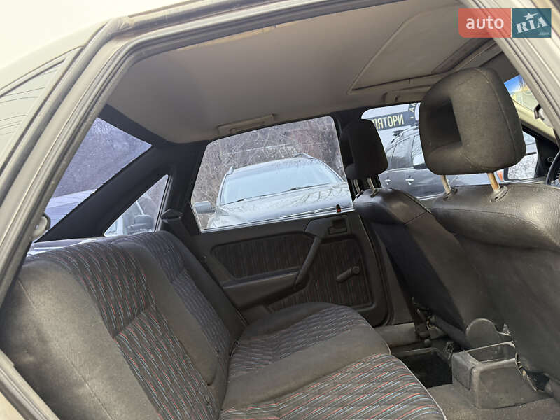 Седан Opel Vectra 1991 в Кременце фото 28 Седан Opel Vectra 1991 в Кременце