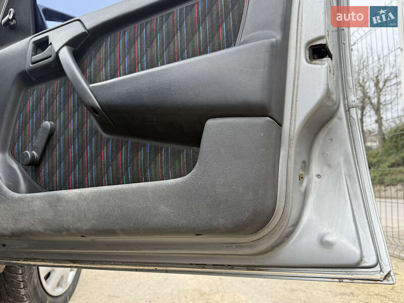 Седан Opel Vectra 1991 в Кременце фото 34 Седан Opel Vectra 1991 в Кременце