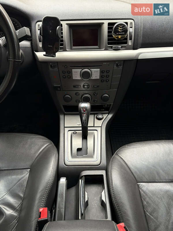 Седан Opel Vectra 2008 в Умани