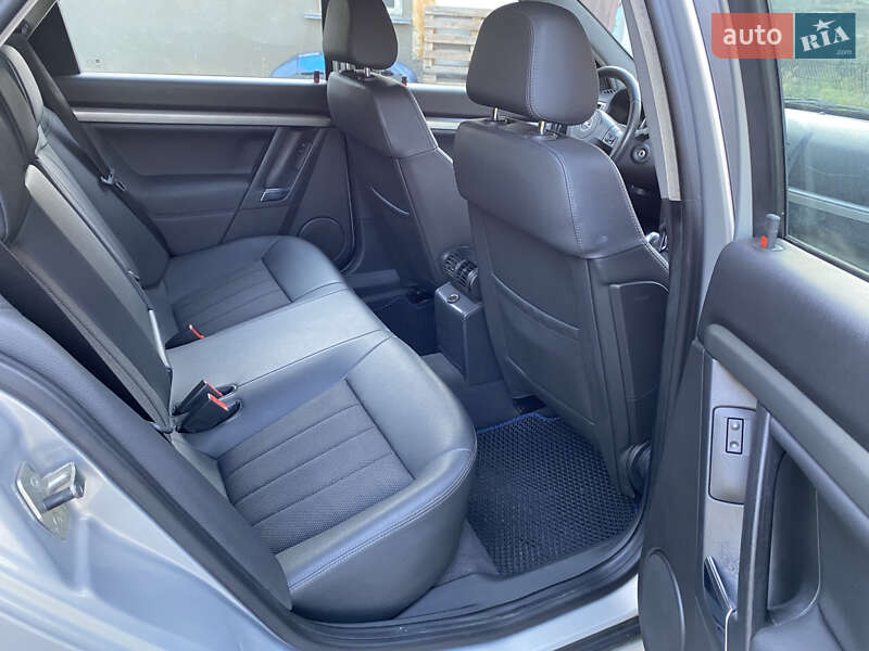 Лифтбек Opel Vectra 2008 в Ровно