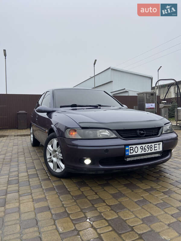 Седан Opel Vectra 1997 в Тернополі