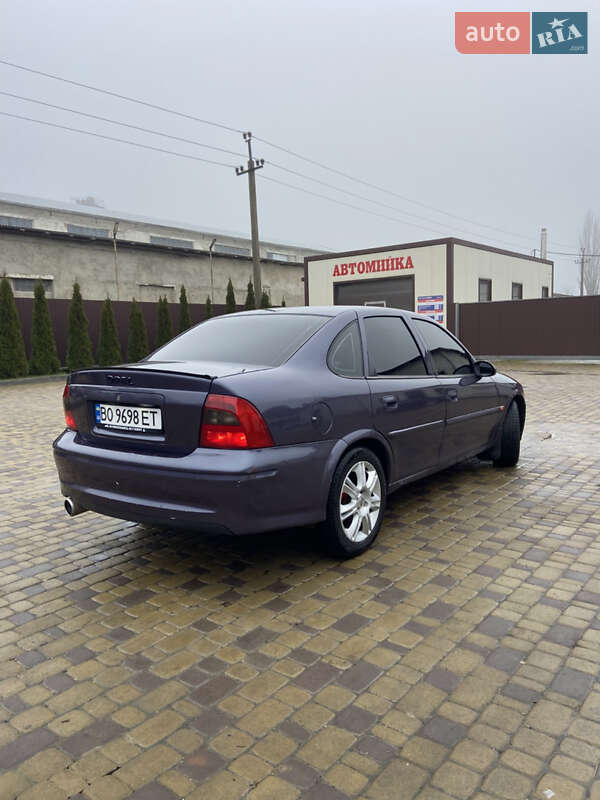 Седан Opel Vectra 1997 в Тернополі