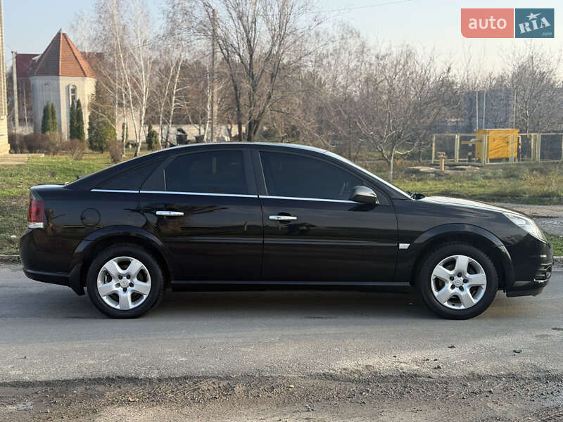 Ліфтбек Opel Vectra 2006 в Дніпрі