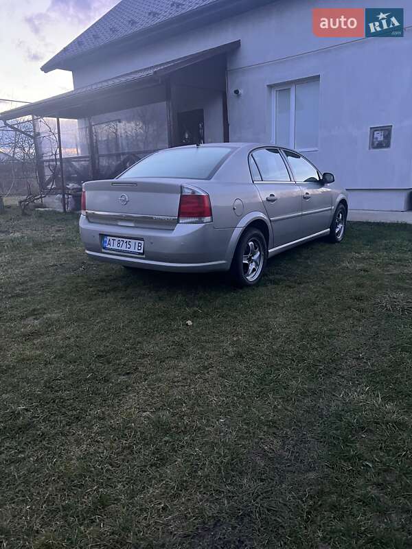 Седан Opel Vectra 2007 в Івано-Франківську фото 2 Седан Opel Vectra 2007 в Івано-Франківську