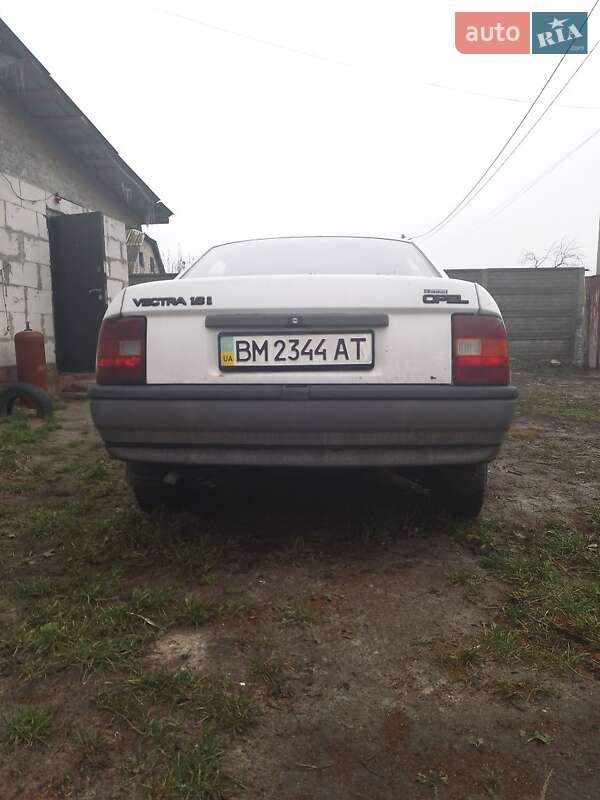 Седан Opel Vectra 1990 в Сумах