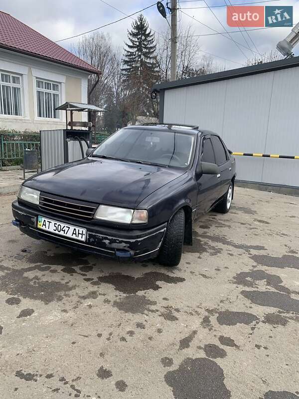 Седан Opel Vectra 1991 в Кельменцах
