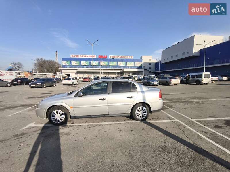 Седан Opel Vectra 2003 в Дніпрі