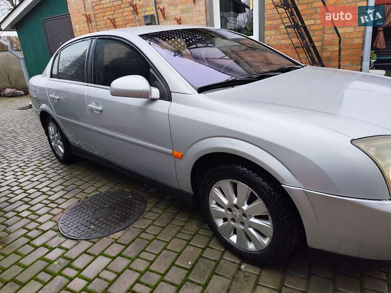 Седан Opel Vectra 2002 в Бердичеві