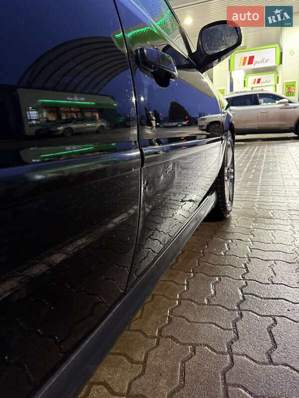 Седан Opel Vectra 2003 в Івано-Франківську