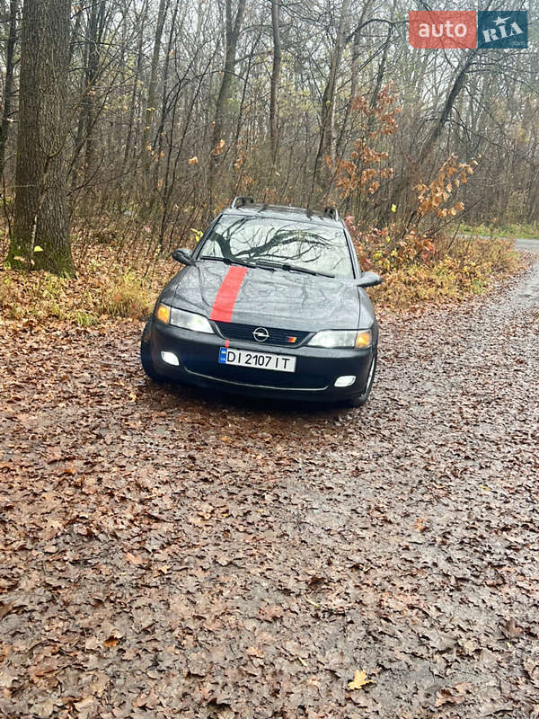 Универсал Opel Vectra 1998 в Львове
