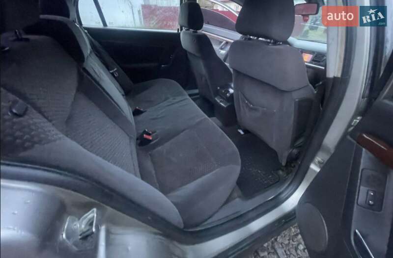 Седан Opel Vectra 2002 в Турці