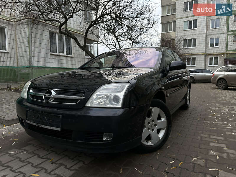 Седан Opel Vectra 2004 в Сумах