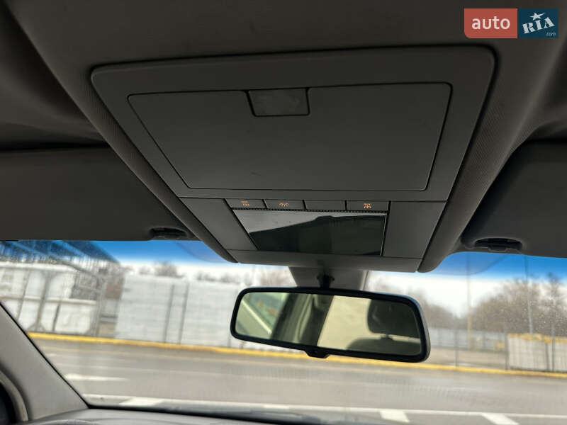 Седан Opel Vectra 2004 в Сумах