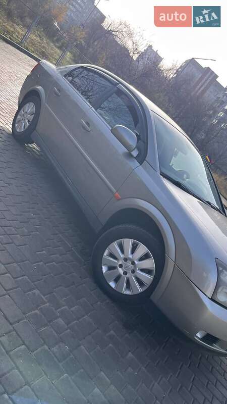 Седан Opel Vectra 2002 в Миколаєві