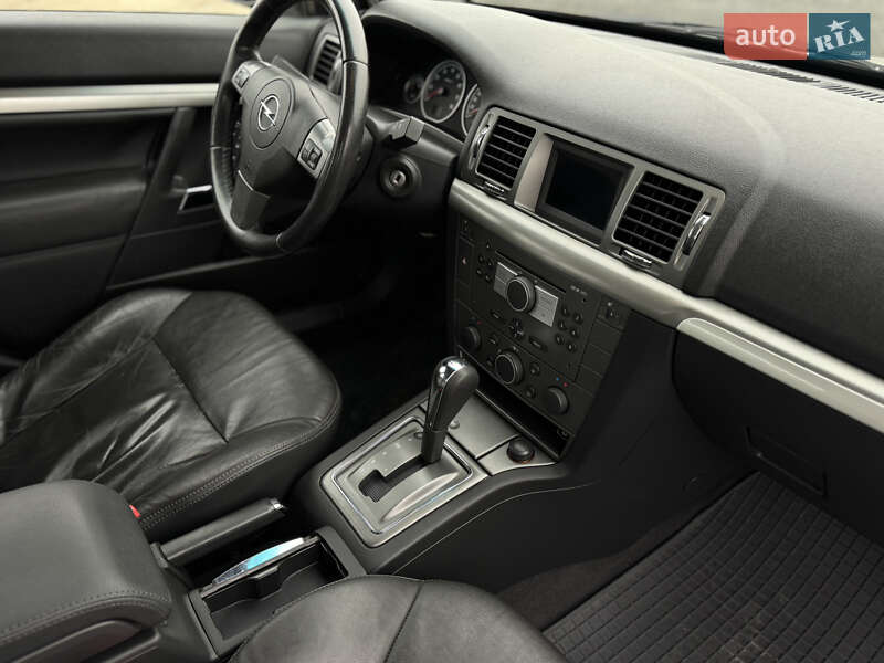 Седан Opel Vectra 2008 в Луцьку