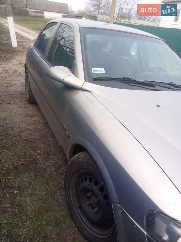 Седан Opel Vectra 1997 в Гадячі