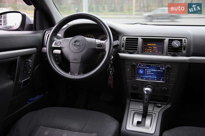 Седан Opel Vectra 2006 в Харкові