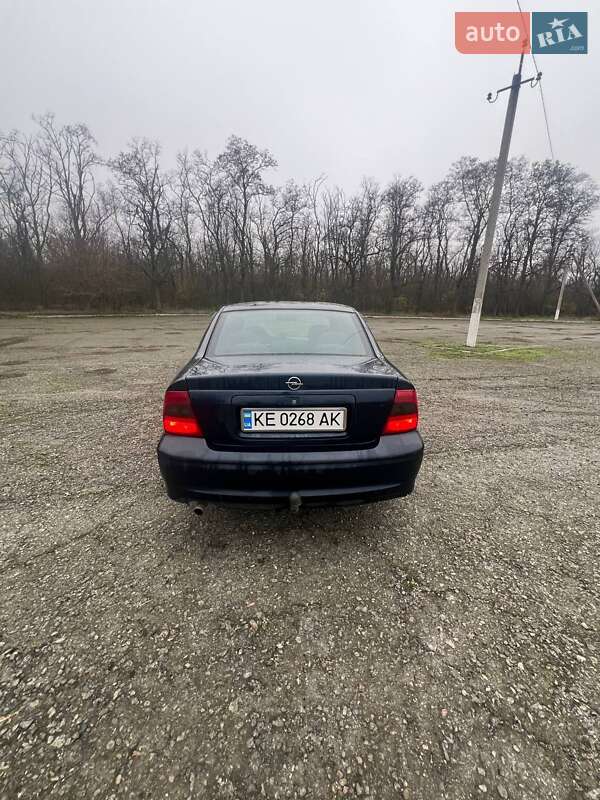 Седан Opel Vectra 1999 в Днепре