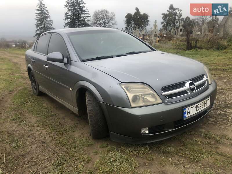 Седан Opel Vectra 2005 в Калуші