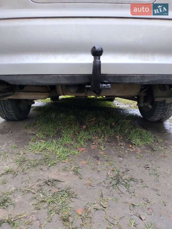 Седан Opel Vectra 2001 в Ровно