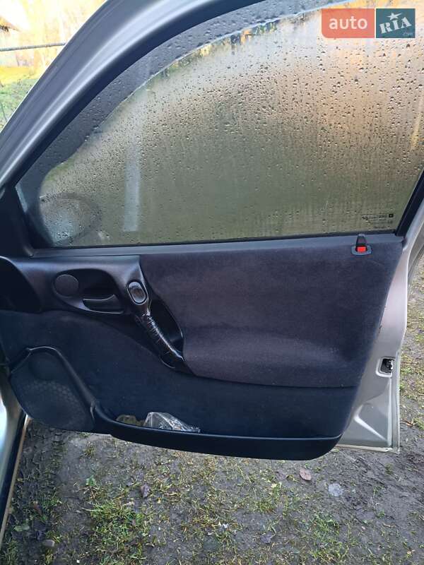 Седан Opel Vectra 1998 в Болехове