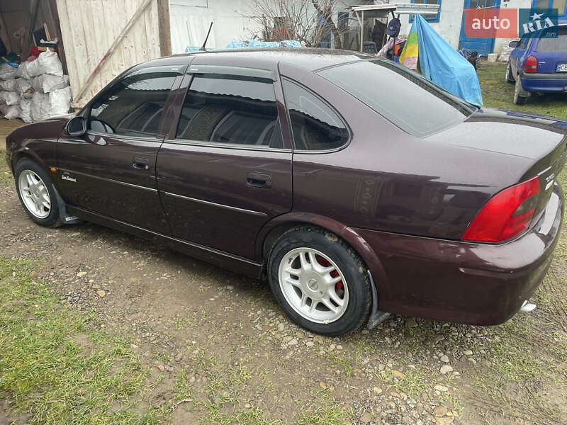 Седан Opel Vectra 2000 в Чернівцях фото 34 Седан Opel Vectra 2000 в Чернівцях
