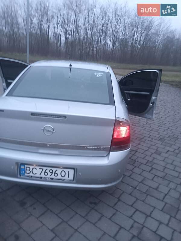 Седан Opel Vectra 2007 в Львове