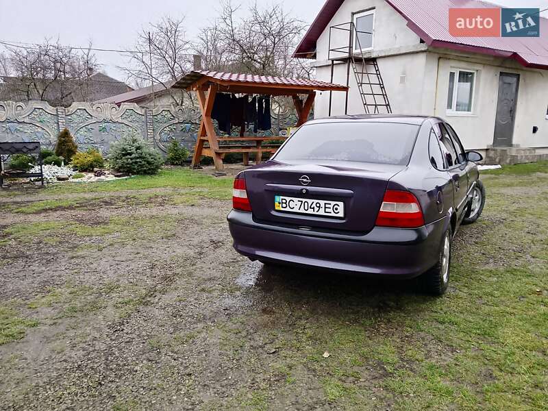 Седан Opel Vectra 1996 в Жовкві