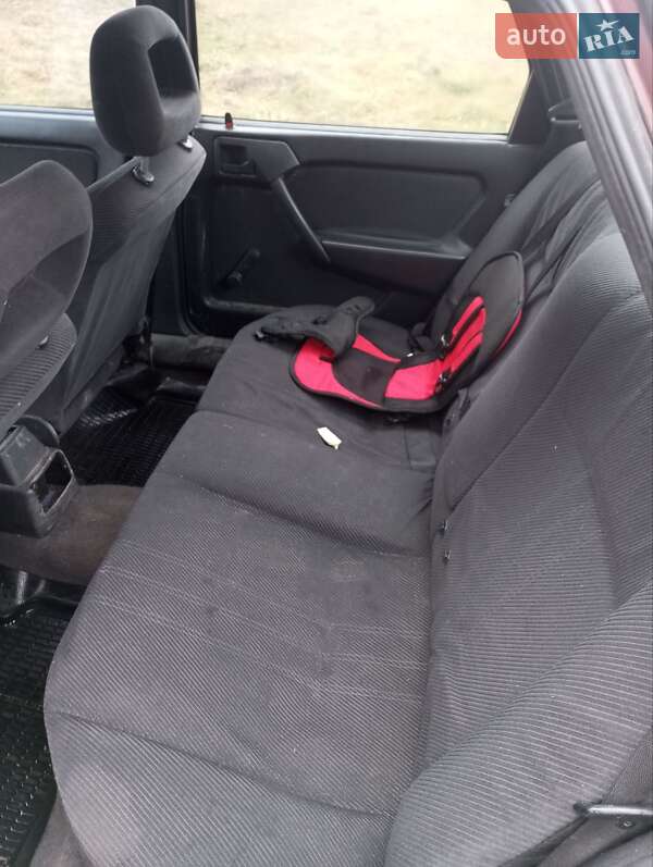 Седан Opel Vectra 1991 в Львові