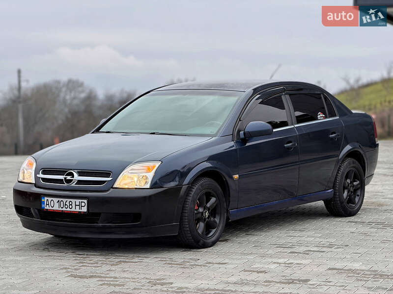 Седан Opel Vectra 2002 в Чернівцях