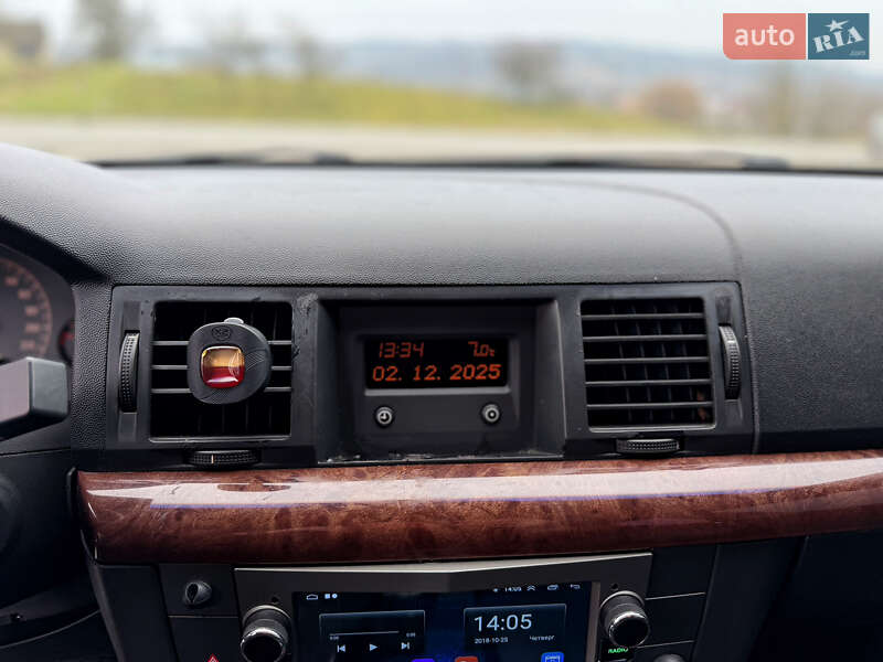 Седан Opel Vectra 2002 в Чернівцях