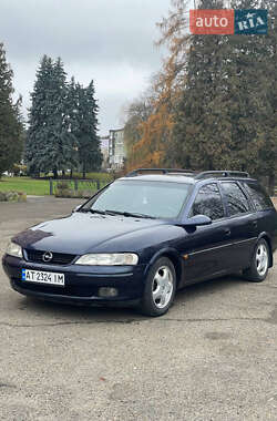 Універсал Opel Vectra 1998 в Бурштині
