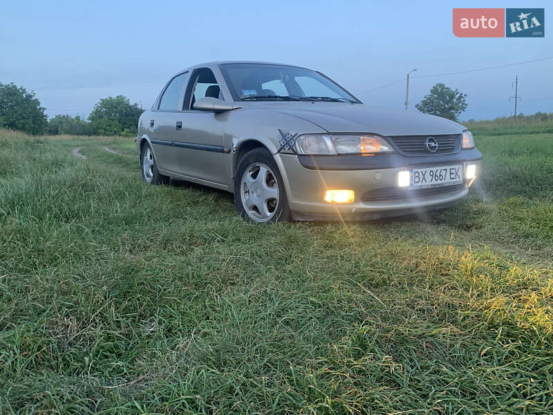 Седан Opel Vectra 1998 в Хмельницькому