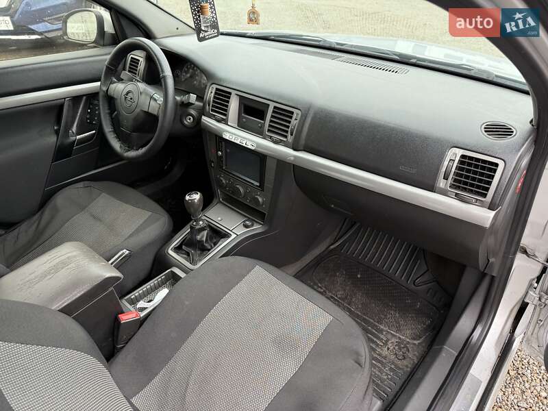 Седан Opel Vectra 2006 в Кропивницькому фото 17 Седан Opel Vectra 2006 в Кропивницькому